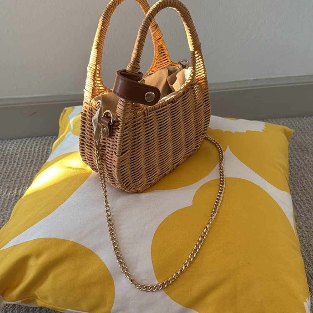 Tuckernuck Wicker Mini Bag with Brown Leather Trim and Gold Chain - Picture 8 of 12